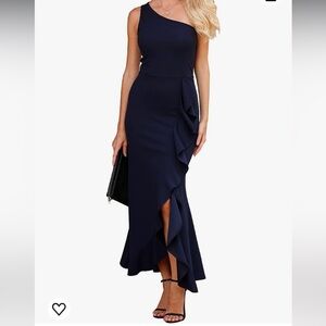 NWT One shoulder ruffled maxi dress